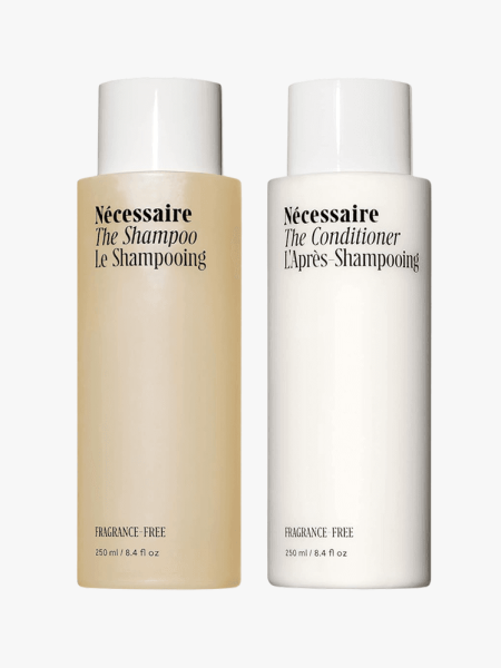 Nécessaire The Shampoo and The Conditioner on a grey background